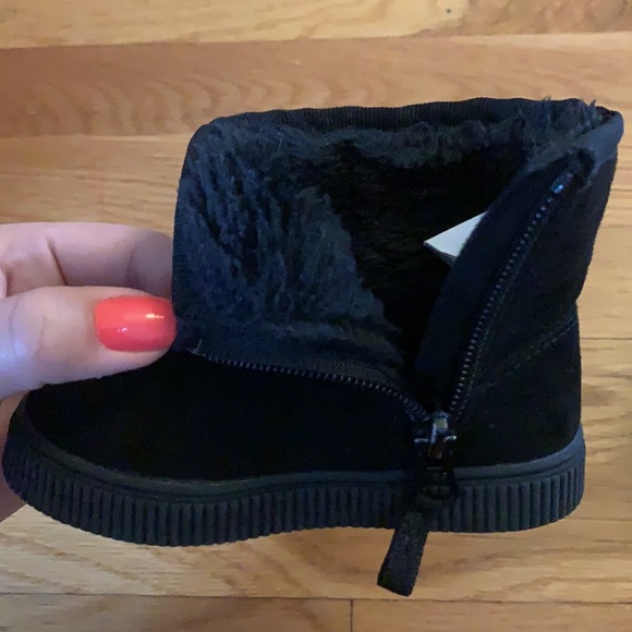 Boots - Picture 3 of 5